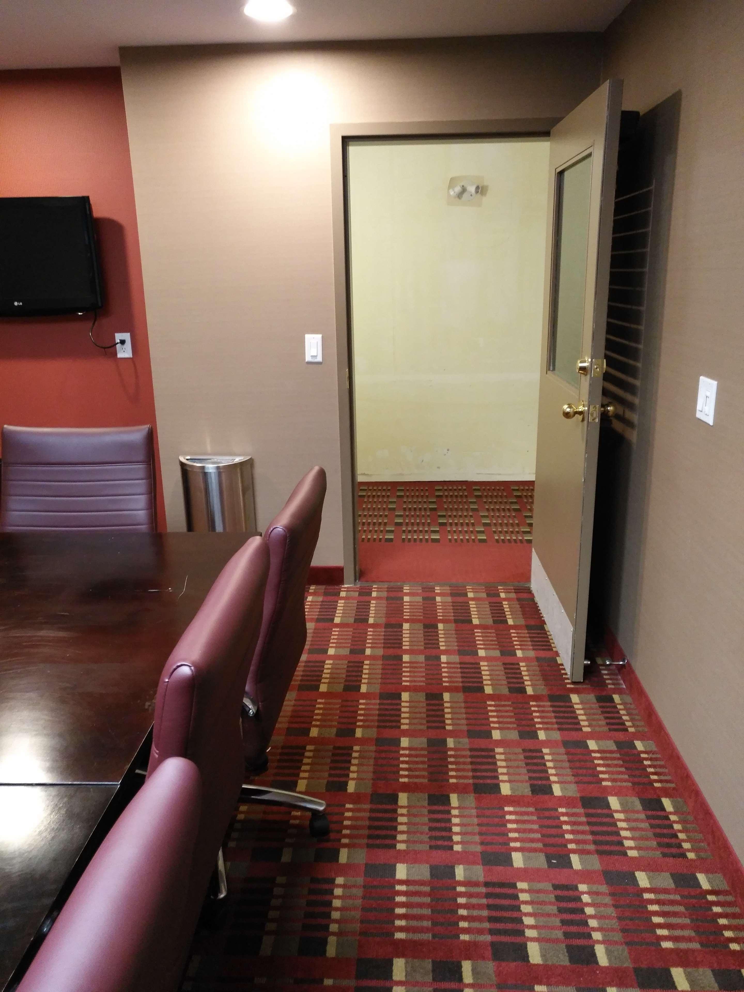 Best Western Plus Red Deer Inn & Suite Exteriör bild