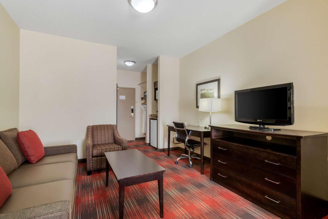 Best Western Plus Red Deer Inn & Suite Exteriör bild