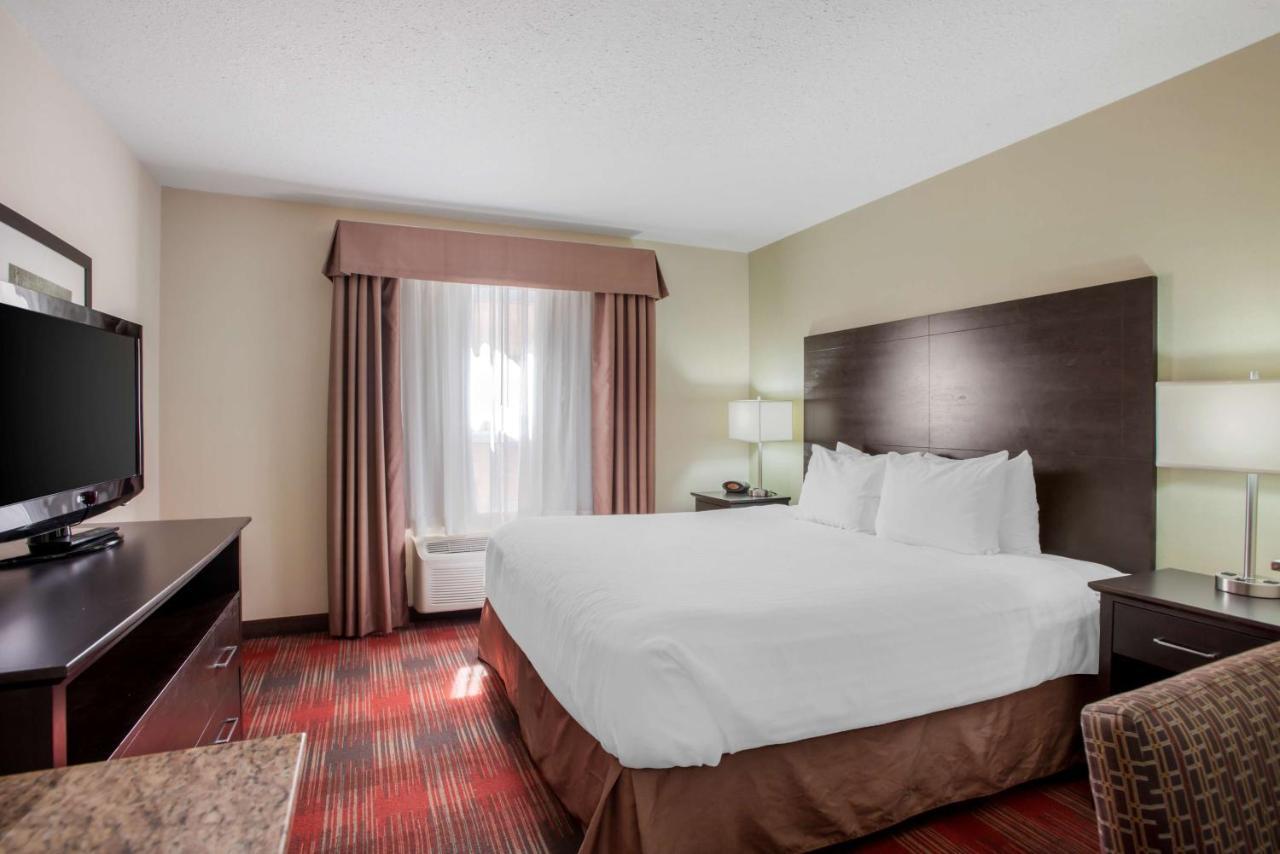 Best Western Plus Red Deer Inn & Suite Exteriör bild