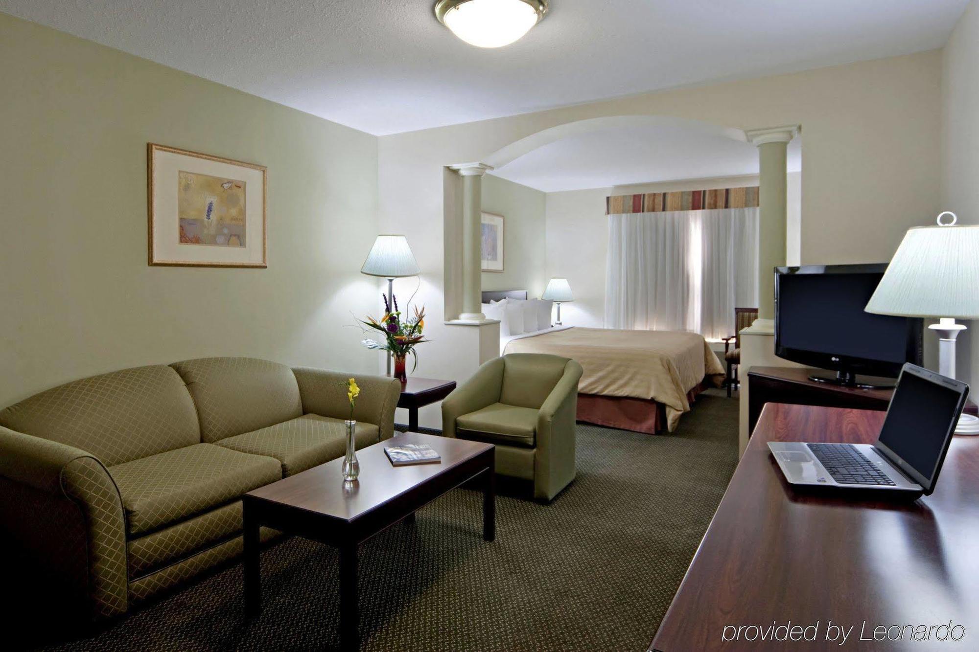 Best Western Plus Red Deer Inn & Suite Rum bild